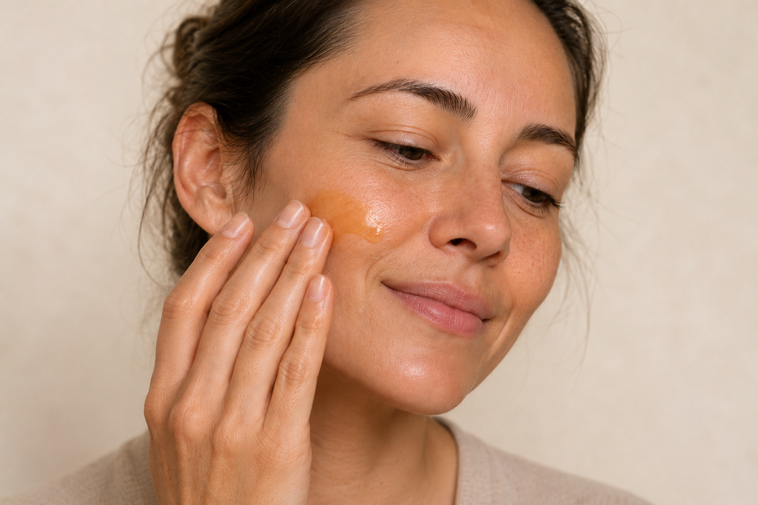 Golden Glimmer Night Serum Ae Botanicals